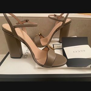 Gucci LEATHER SANDAL